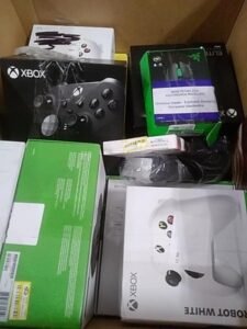 Electronics - Xbox One Elite Series 2 Wireless Controller, Corsair Carbon Wireless Gaming Headset