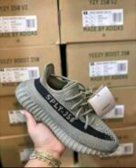 Yeezy shoes - Image 2