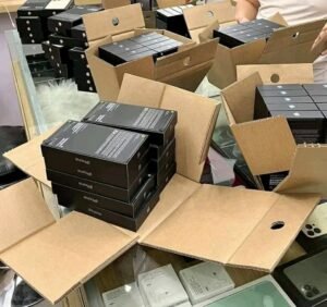 IPhones pallets