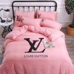 Brand bedding set. - Image 7
