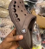 MIXED CROCS SANDALS PALLETS - Image 9