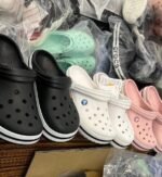 MIXED CROCS SANDALS PALLETS - Image 6