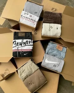 Mixed authentic paired clothing pallet