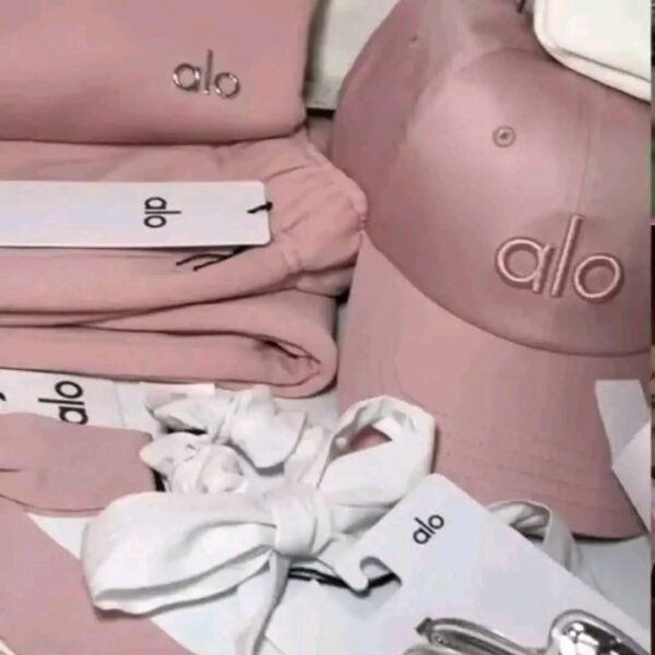 Authentic Alo Yoga Pallets